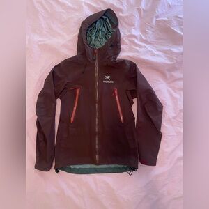 Arc’teryx Beta LT size M